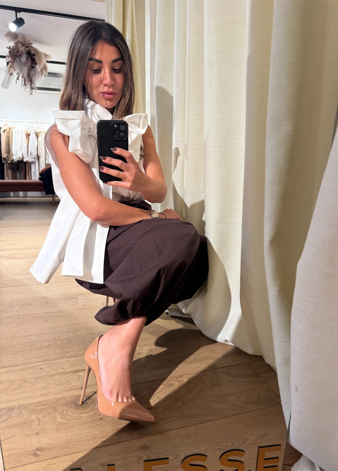 contacteer kledingszaak balesse in Loppem bij Zedelgem en Brugge